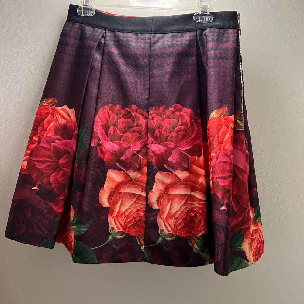 Ted Baker Skirt (size Mediumm)